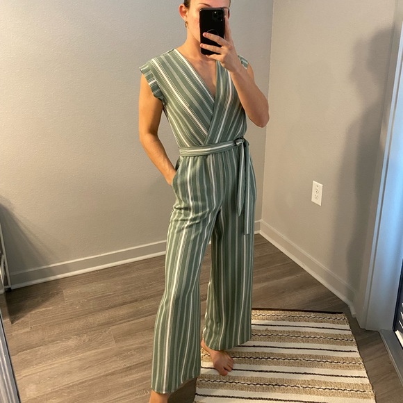 Jumpsuit - Picture 1 of 4
